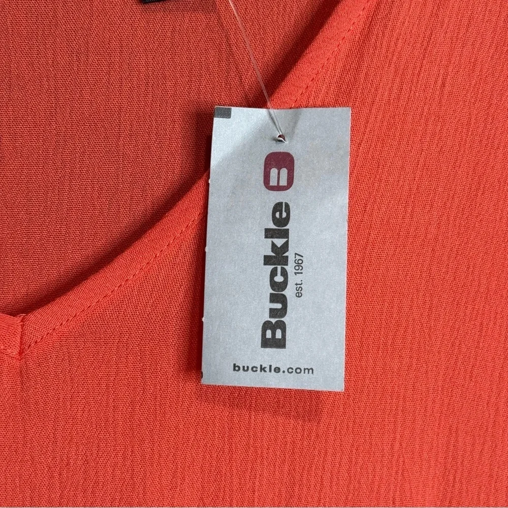 NWT Buckle Dress Womens Size S BKE red coral 3/4 sleeve v neck - Picture 3 of 7